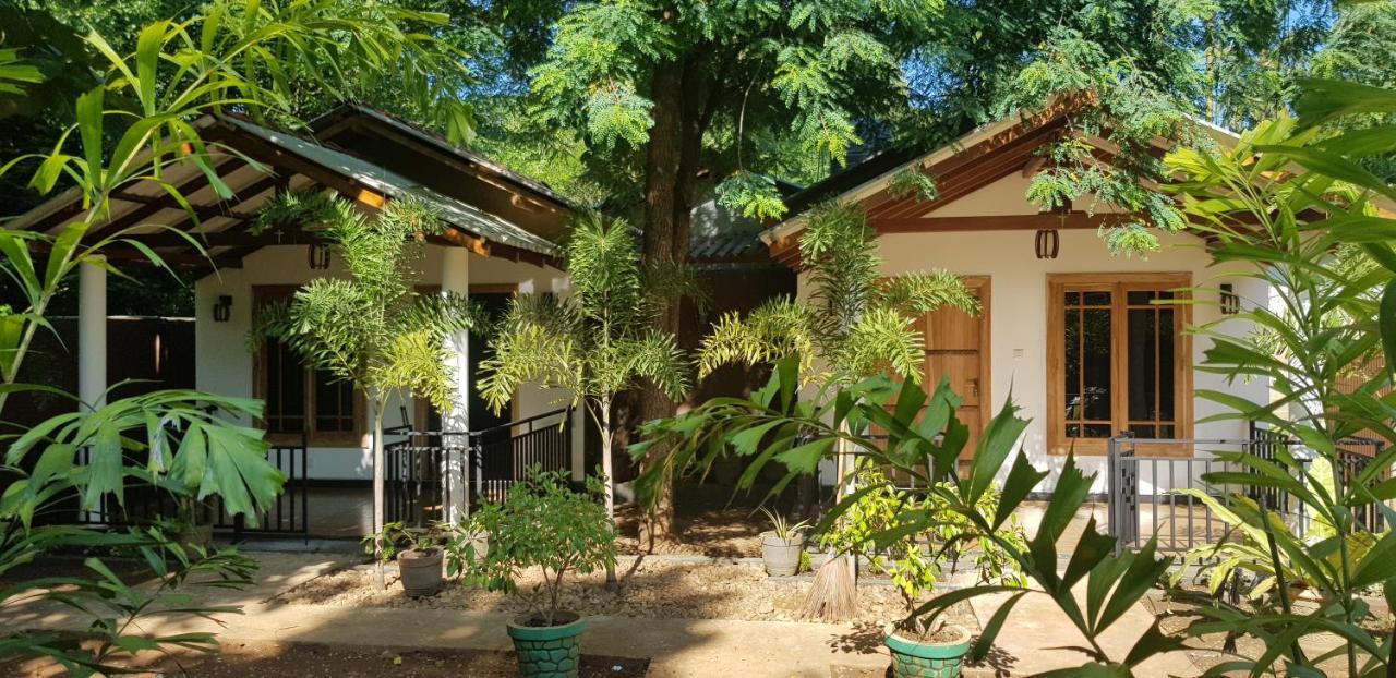Max Safari Villa Udawalawe Buitenkant foto