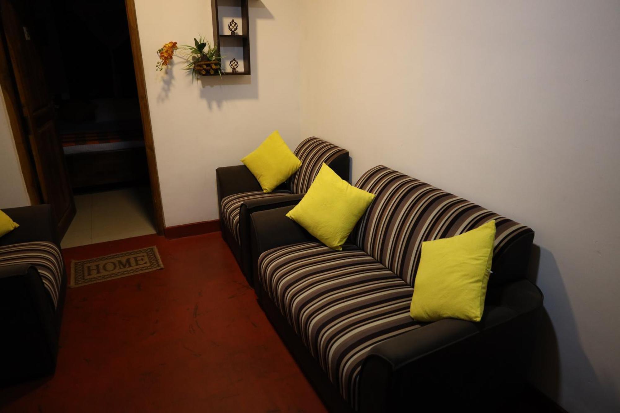 Max Safari Villa Udawalawe Buitenkant foto