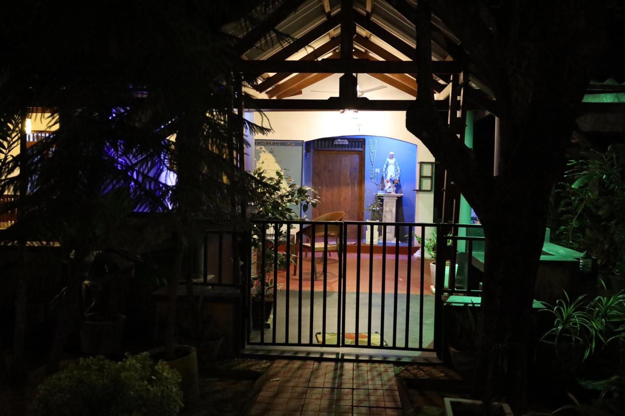 Max Safari Villa Udawalawe Buitenkant foto