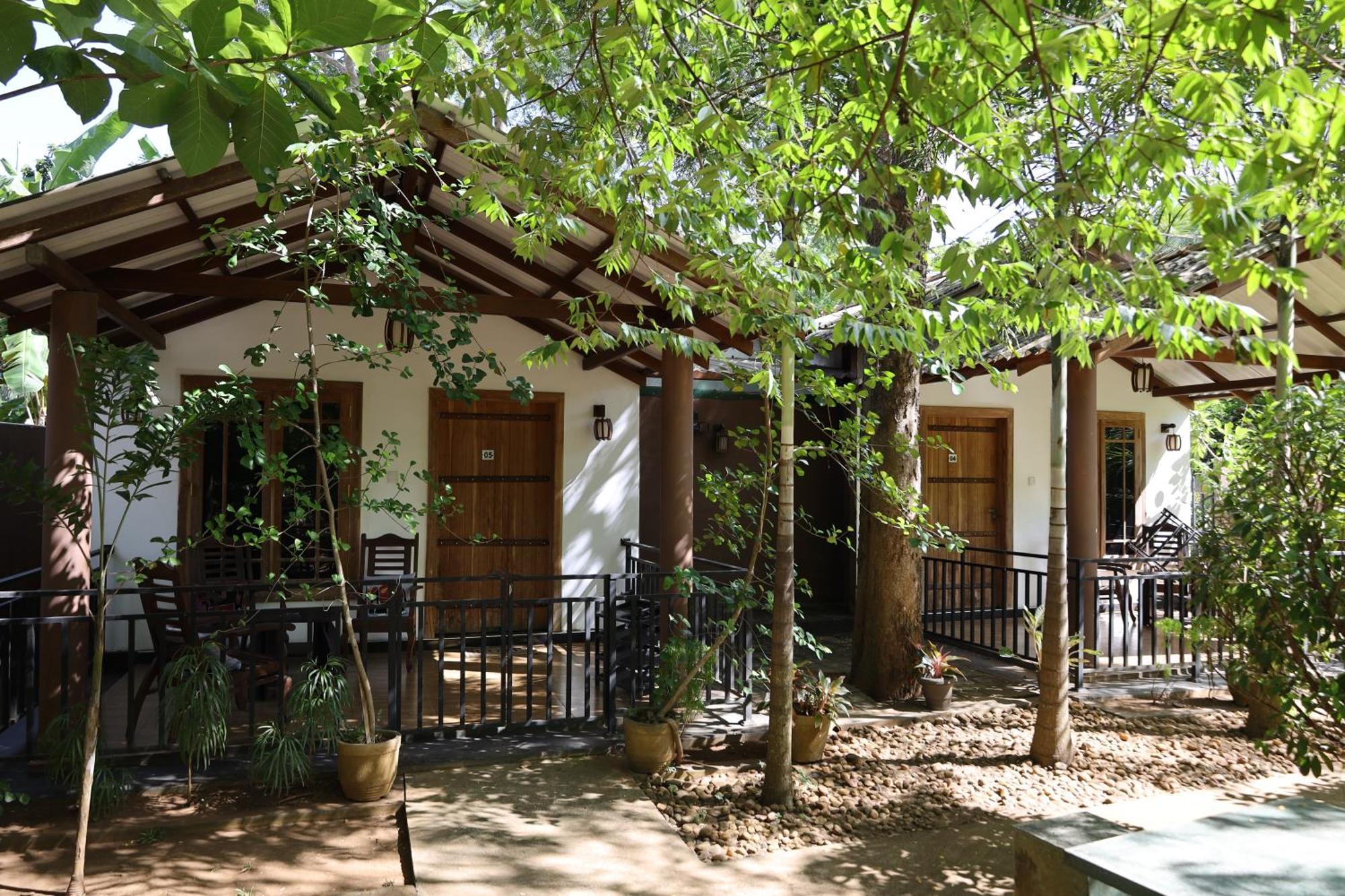 Max Safari Villa Udawalawe Buitenkant foto